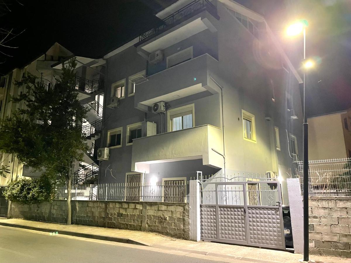 Appartement Lumturi Resident à Durrës Extérieur photo