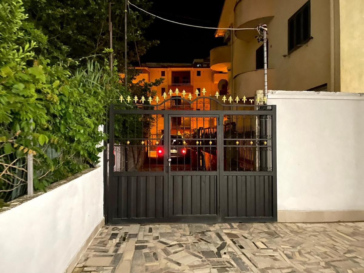 Appartement Lumturi Resident à Durrës Extérieur photo